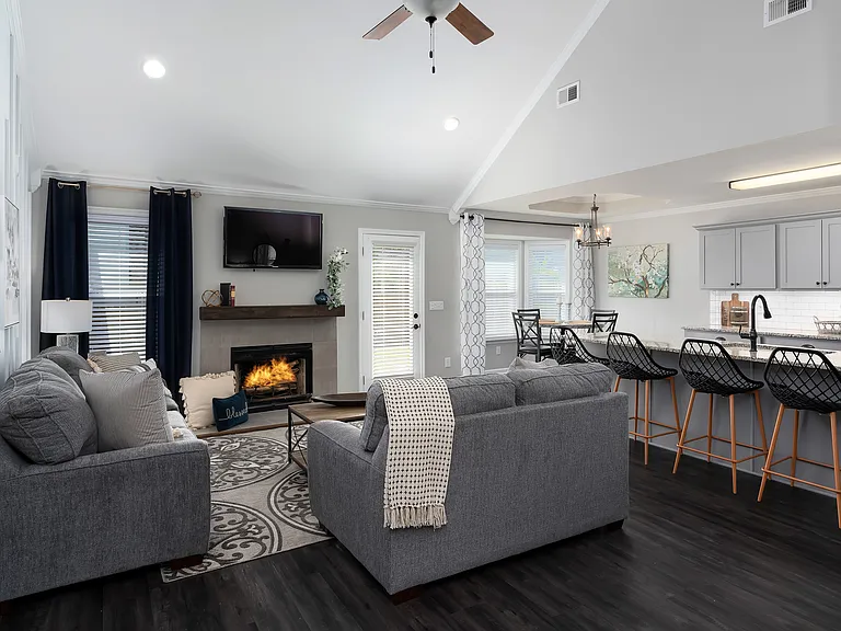 8031 Rockhampton Cir — Photo 4
