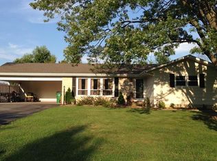 2124 Peace Pipe Rd, Pacific, MO 63069