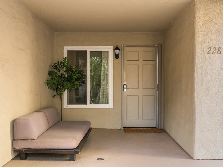 13754 Mango Dr — Photo 24
