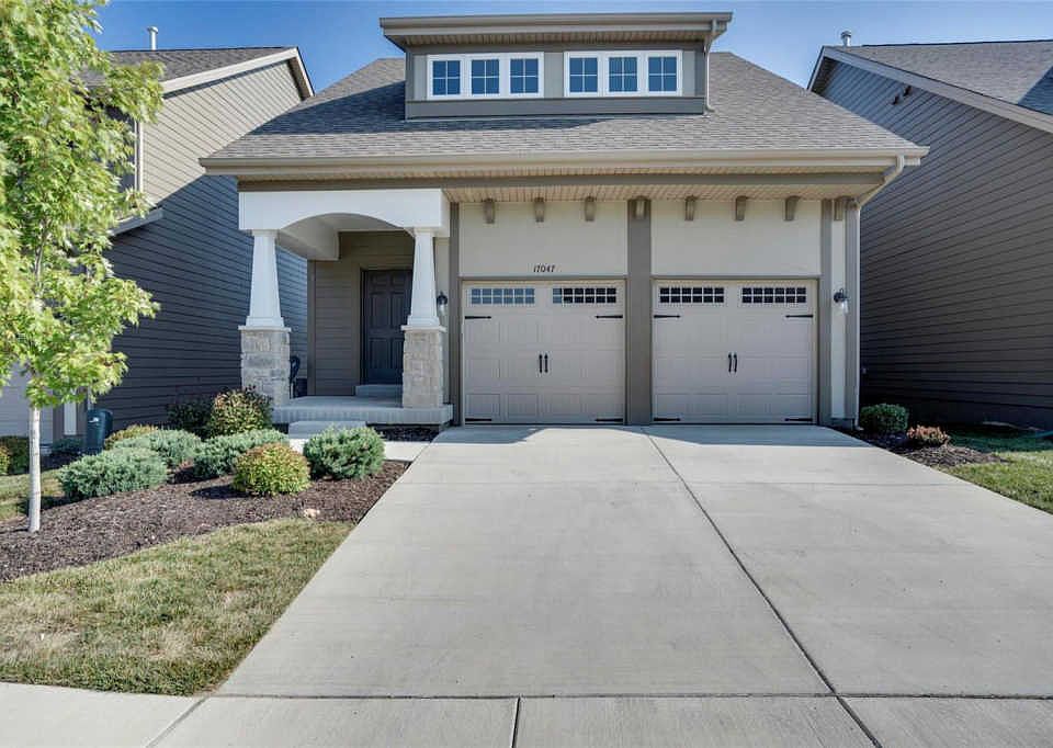 1st image of 17047 Cambury Ln