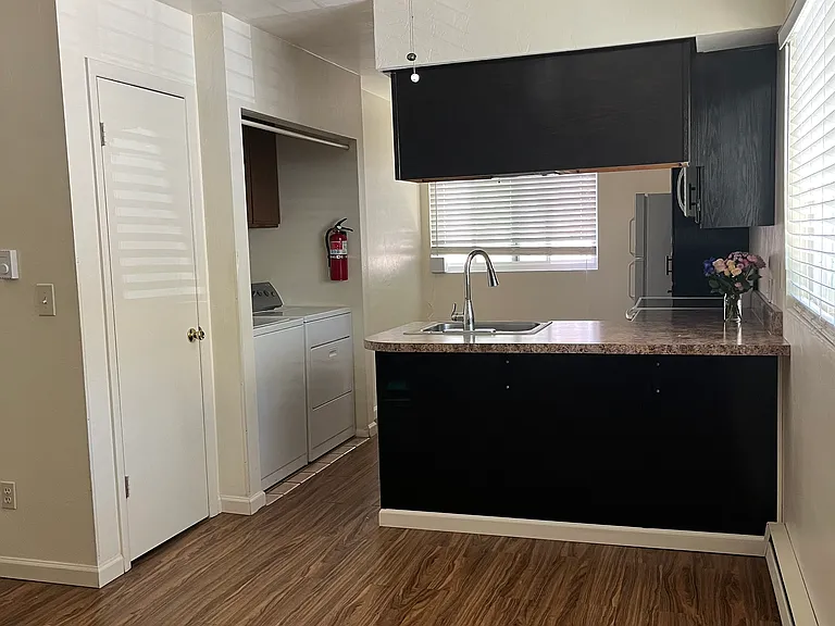 828 Lincoln Ave #1 — Photo 5