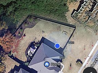 NE Steinbeck Dr, Bentonville, AR 72712