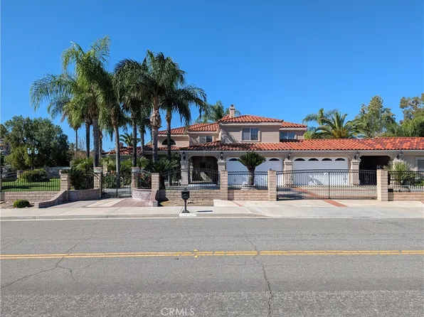 1719 Crystal Ridge Ct, Riverside, CA 92506