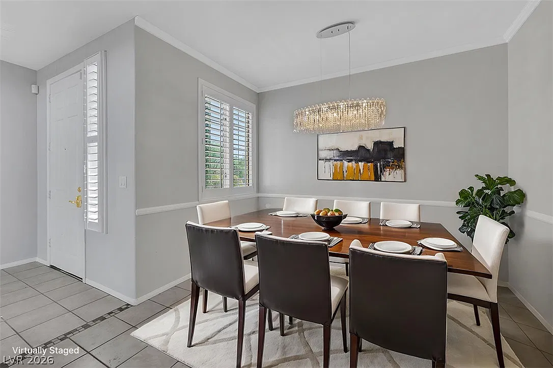 5 bed, 3.0 bath, 2555 sqft, $3,750 — Photo 1
