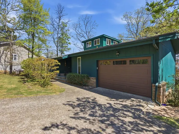 245 Pine Hill Rd, Fairfield Bay, AR 72088