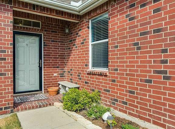 3rd image of 2648 Winterberry Ln