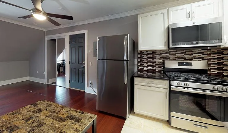 315 S Beech St #10 — Photo 7