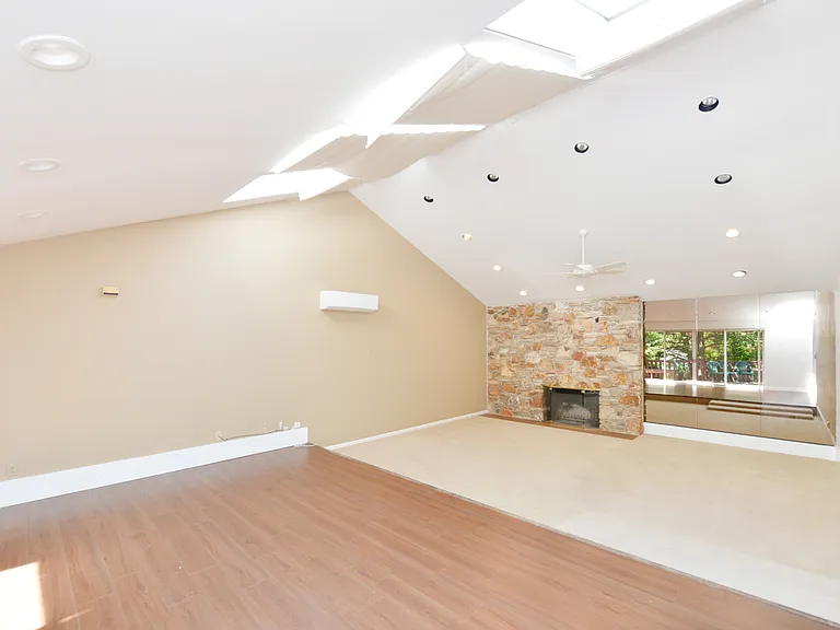 38 Griswold Pl — Photo 11