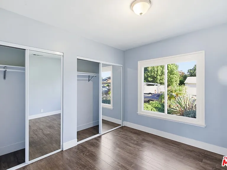 14141 Gault St — Photo 14