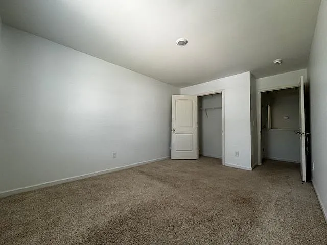 240 Chelsea Park Dr — Photo 37