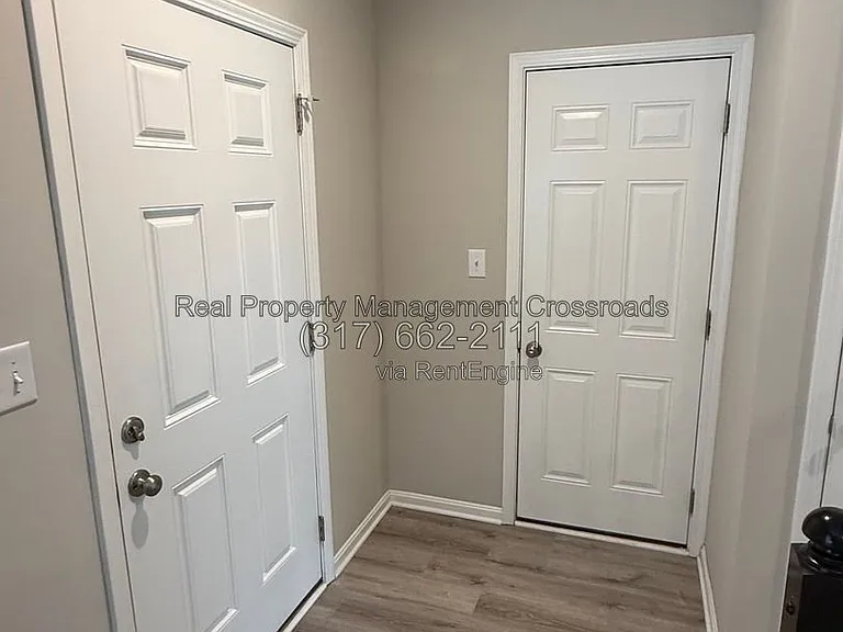 5509 W Woodhaven Dr — Photo 5