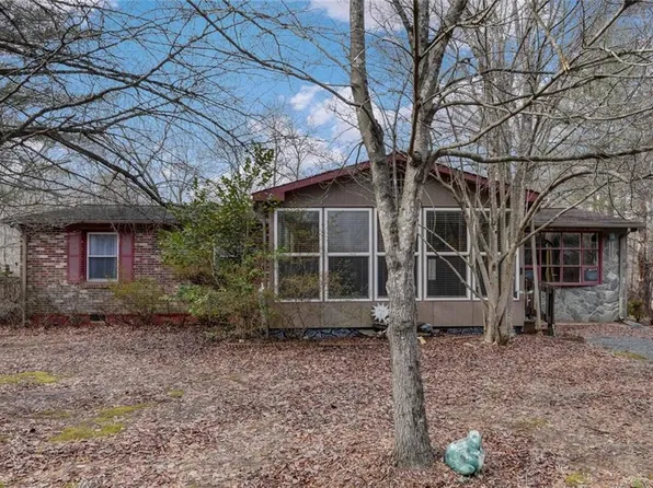 110 Michelle Ln, Eden, NC 27288