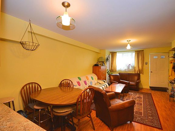 2nd image of 15 Mitchell Ln #2