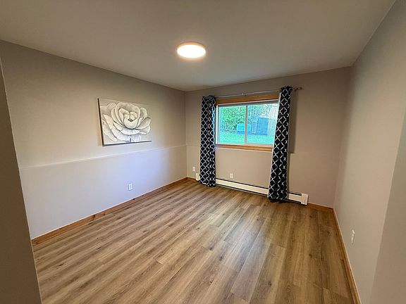 5th image of 615 W 45th Ave APT 5