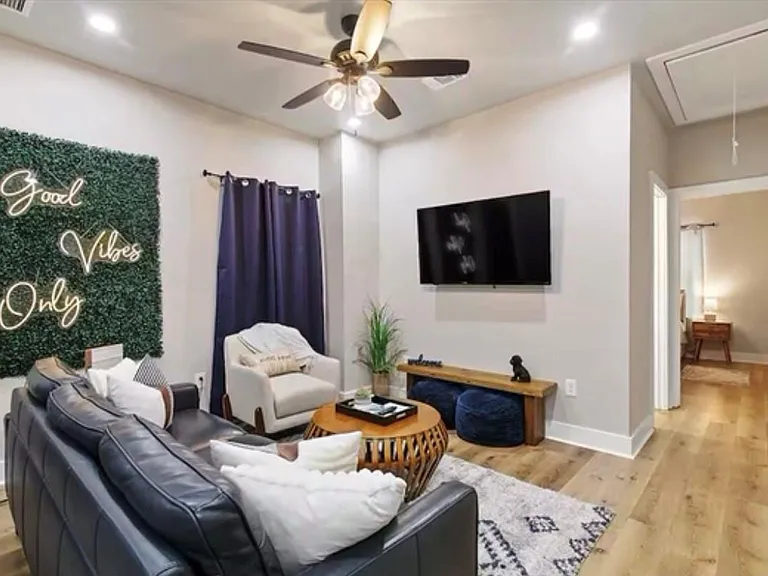 2406 Truxillo St #A — Photo 3