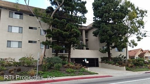 1st image of 2424 S Leland St APT 11