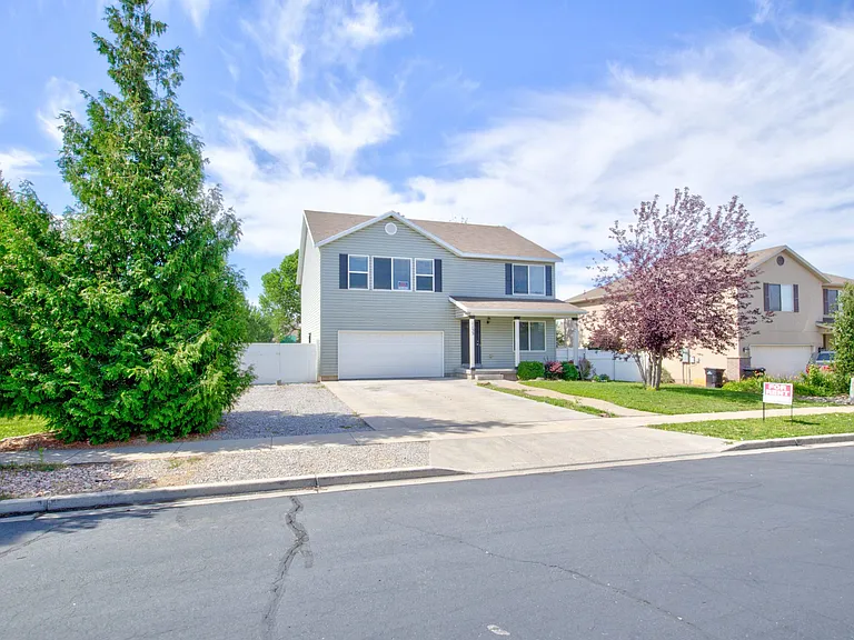 1153 W 400 S — Photo 44
