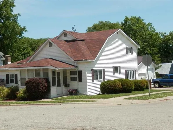 201 Lafayette St, Cuba City, WI 53807