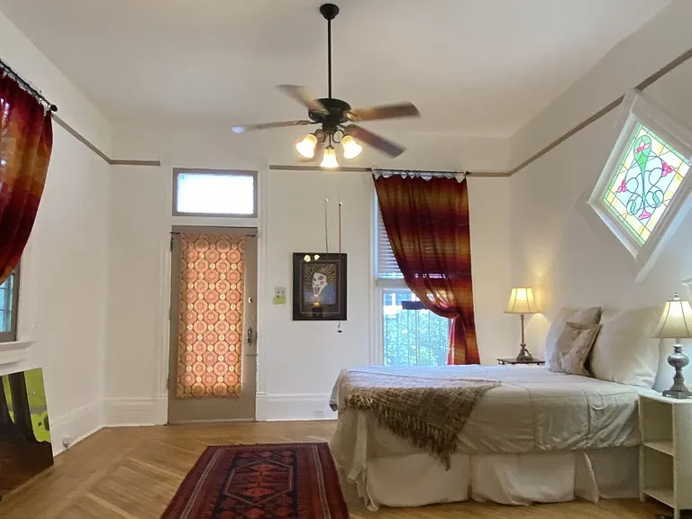 922 Adams St — Photo 6