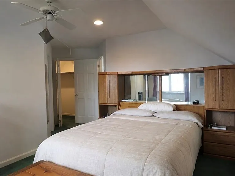 48 Bellevue Ave — Photo 18