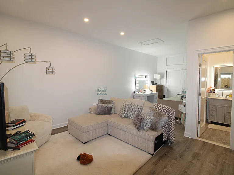 42 Lido Blvd #1 — Photo 5