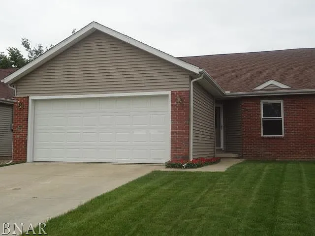 408 Prairie View Ct photo 1