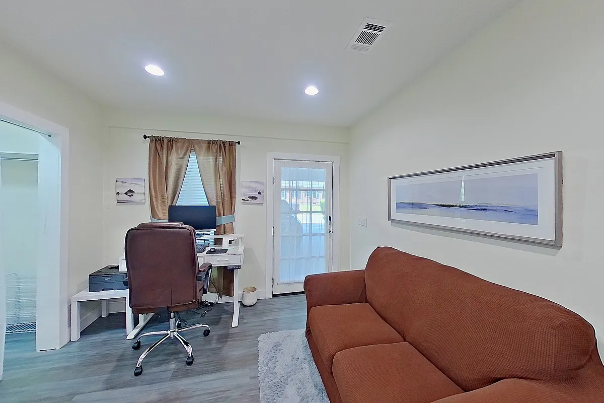 Building Photo - 1205 Satilla Blvd #B