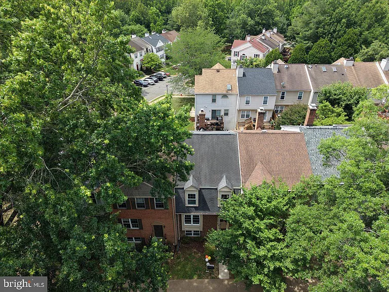 6168 Forest Creek Ct — Photo 32