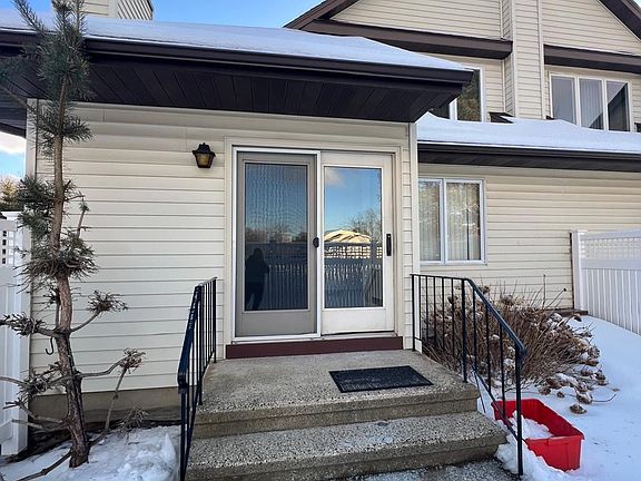 3rd image of 21 Arthur Dr
