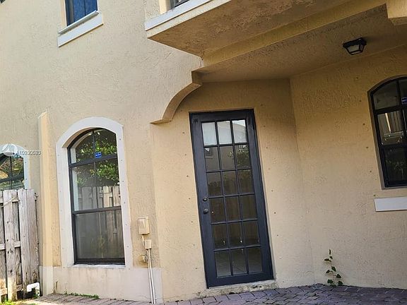 3rd image of 10283 NW 30th Ter #10283