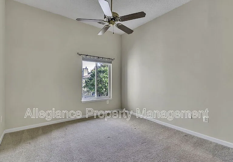 11041 Villaridge Ct #B — Photo 16