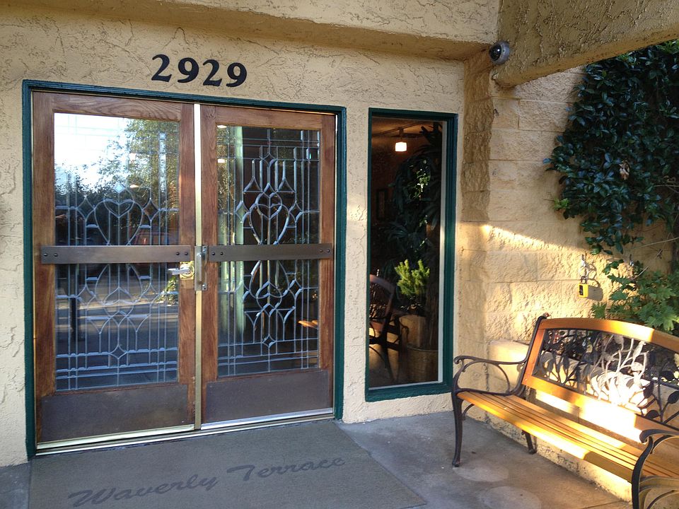 1st image of 2929 Waverly Dr APT 205