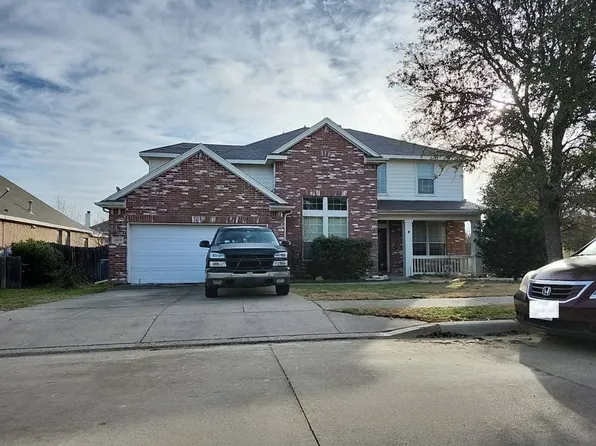 1029 Nighthawk Rd, Fort Worth, TX 76108