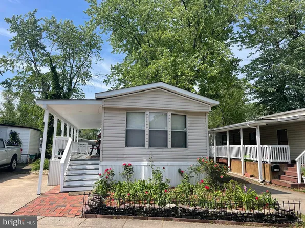 3431 Pipit Dr, Alexandria, VA 22306