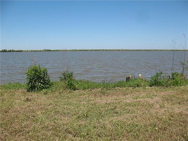 1st image of 359 Hwy 90