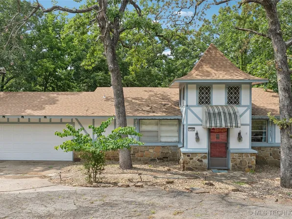 1392 Robin Hood Rd, Eufaula, OK 74432