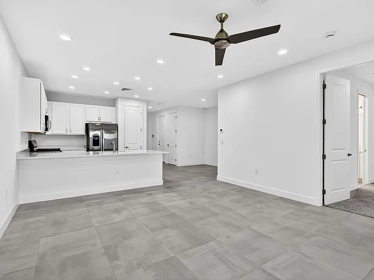 13470 SW Brightside Way — Photo 4