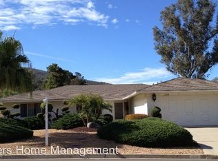 1154 San Pablo Dr, San Marcos, CA 92078