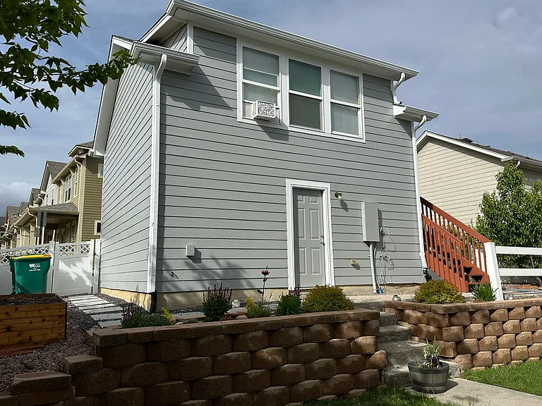 2264 Saint Paul Dr #B — Photo 1