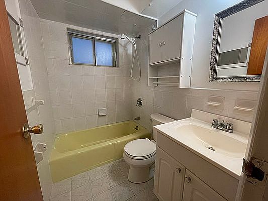 5th image of 18 Bridgetown St #2
