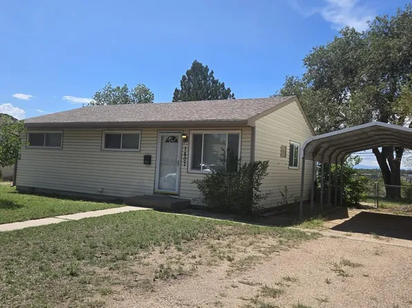 1807 Mohawk Rd, Pueblo, CO 81001