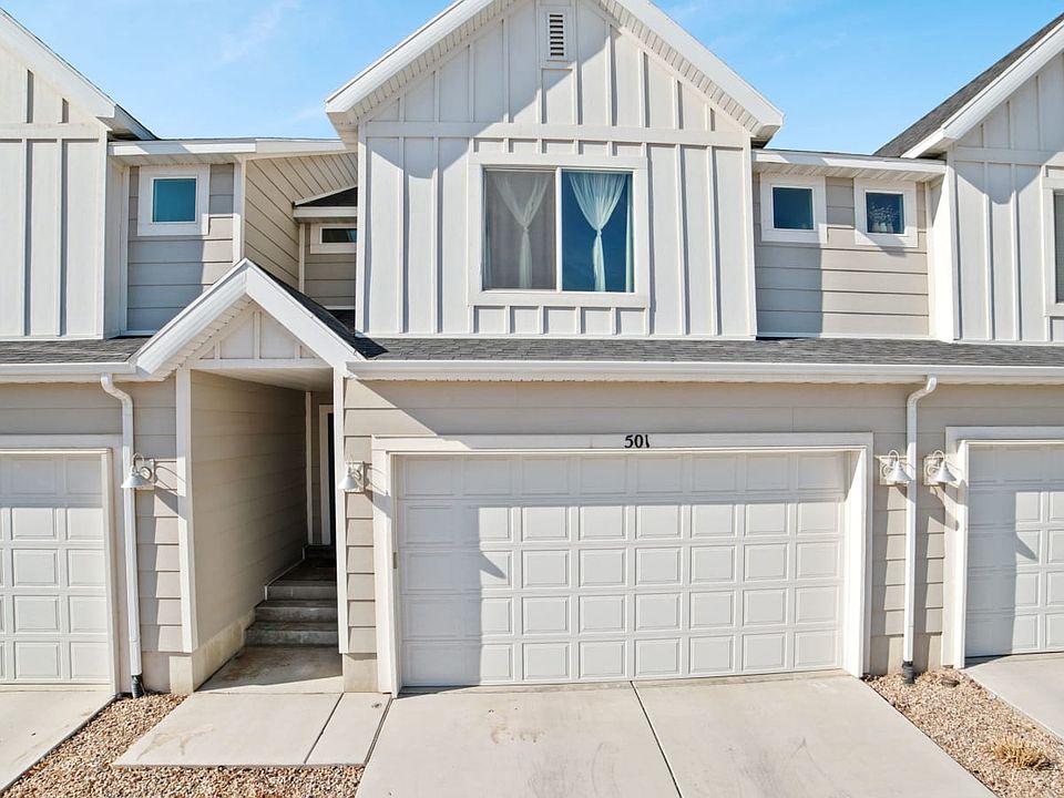 1st image of 501 S Evergreen Way