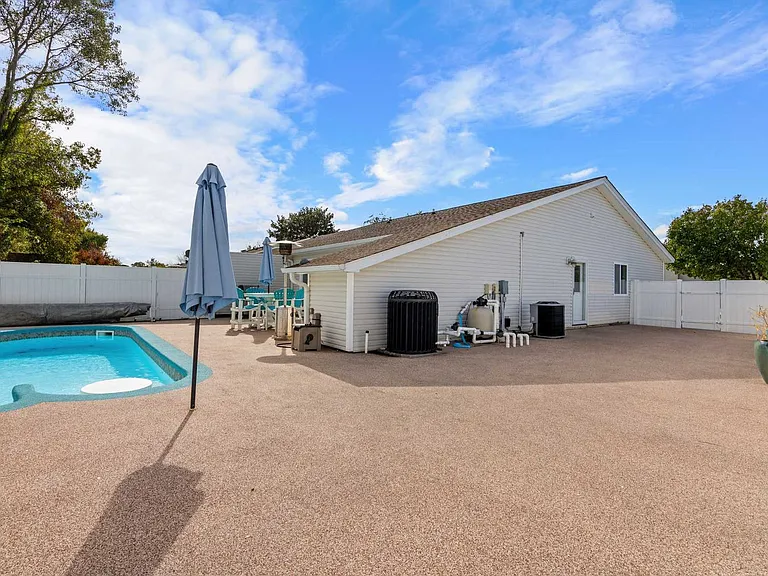 30A Indian Oak Ln #1-ID1308939P — Photo 20