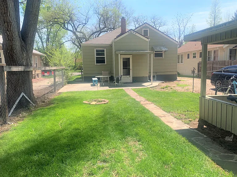 629 S Whitcomb St — Photo 3