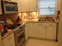 4th image of 10210 Cliff Cir
