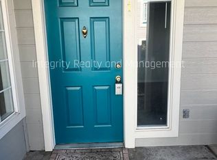 8317 Pebble Creek Way UNIT 101, Highlands Ranch, CO 80126