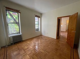 1679 3rd Ave #2C, New York, NY 10128