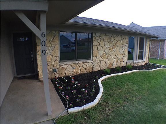 2nd image of 609 Panama Ct
