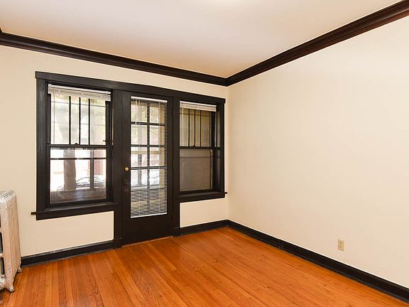 5th image of 2441 W Sunnyside Ave #1