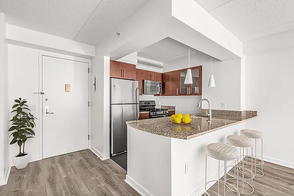 Sold by Sotheby's International Realty | media 5